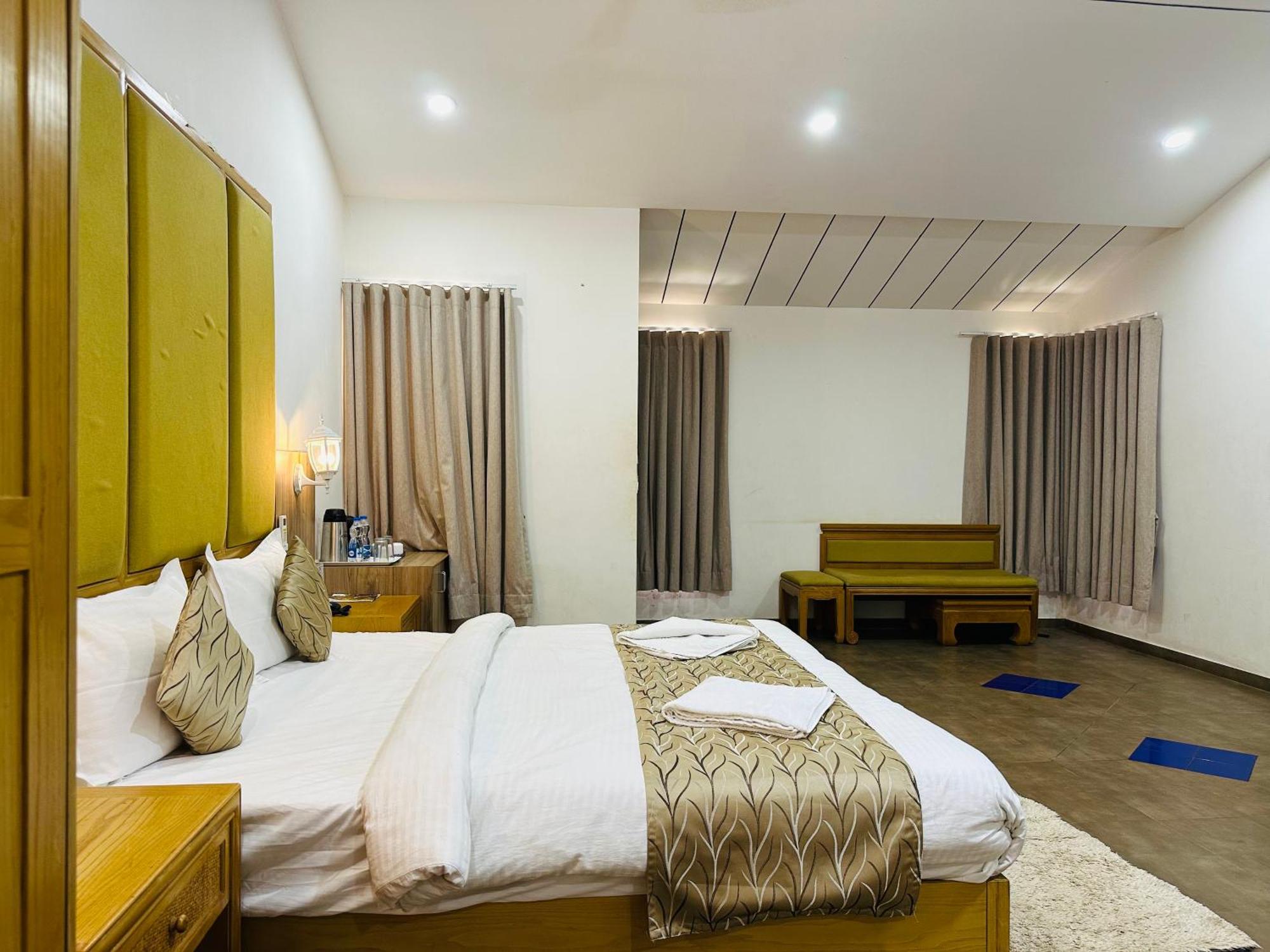 Lion Park Hotel & Resorts Сасан Гир Екстериор снимка