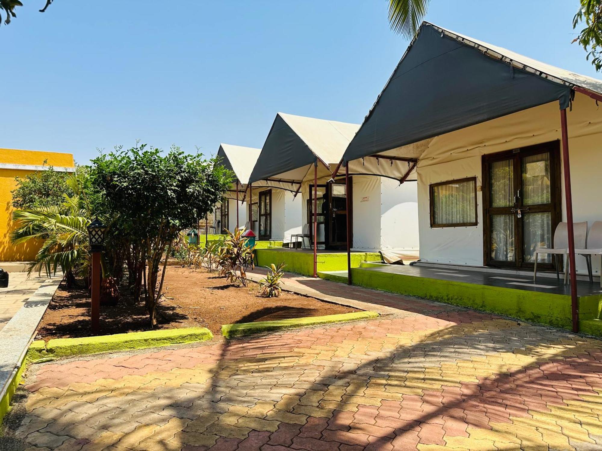 Lion Park Hotel & Resorts Сасан Гир Екстериор снимка